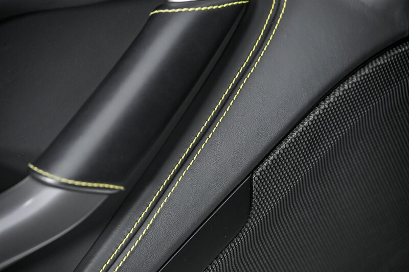 Used 2020 Ferrari F8 Tributo RWD image 29