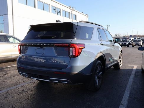 Used 2025 Ford Explorer Active w/ Active Comfort Package image 22