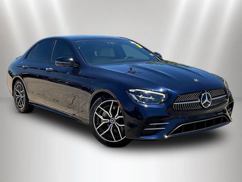 Used 2022 Mercedes-Benz E 350 Sedan image 3