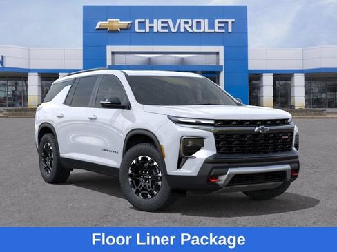 New 2027 Chevrolet Traverse Z71 w/ Driver Confidence Package AWD/4WD image 8