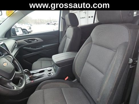 Used 2020 Chevrolet Traverse LT w/ Driver Confidence II Package AWD/4WD image 16