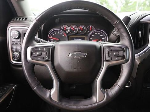 Used 2022 Chevrolet Silverado 1500 RST AWD/4WD image 11