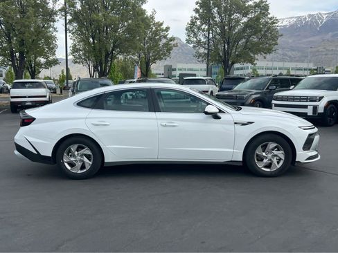New 2026 Hyundai Sonata SE FWD image 6