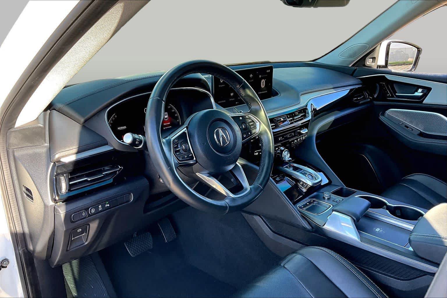 Used 2023 Acura MDX w/ Technology Package AWD/4WD image 18