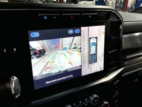 Used 2024 Ford F250 Lariat image 27