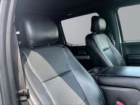 Used 2017 Ford F150 Lariat AWD/4WD image 7