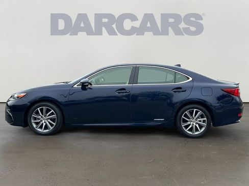 Used 2018 Lexus ES 300h 300h image 3