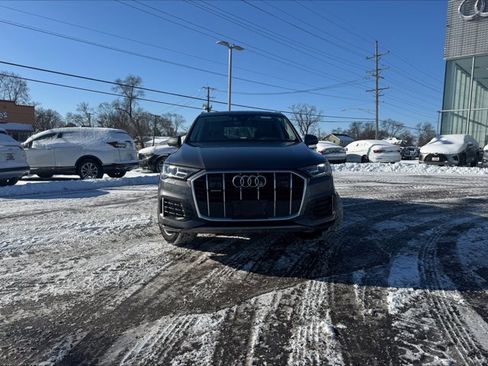 Used 2023 Audi Q7 Premium Plus w/ Premium Plus Package image 2