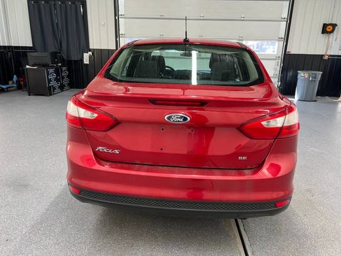 Used 2012 Ford Focus SE FWD image 5