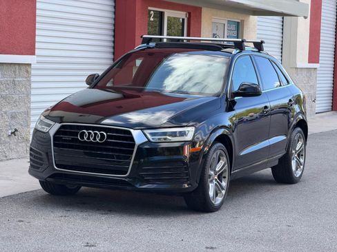 Used 2017 Audi Q3 2.0T Prestige w/ Prestige Package AWD/4WD image 11