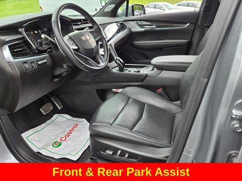 Used 2023 Cadillac XT6 Sport w/ Technology Package AWD/4WD image 11