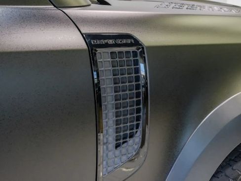 Used 2020 Land Rover Defender 110 First Edition AWD/4WD image 80