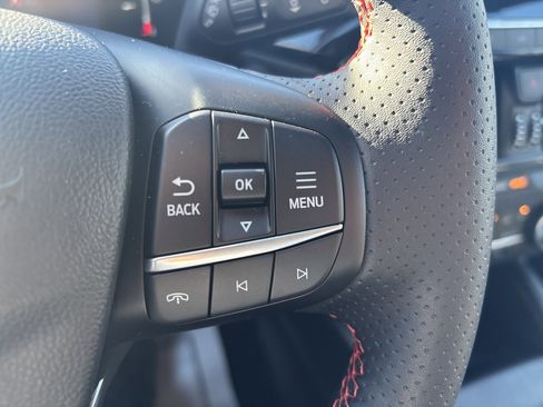 Used 2025 Ford Escape ST-Line Select image 20