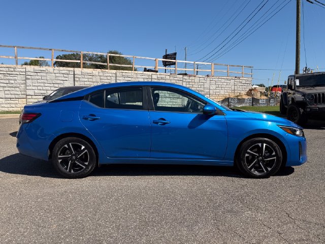 Used 2025 Nissan Sentra SV FWD image 6