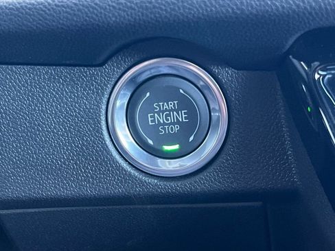 New 2026 Chevrolet Traverse LT w/ Driver Confidence Package AWD/4WD image 21