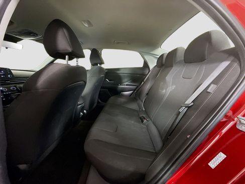 Used 2024 Hyundai Elantra SE FWD image 24