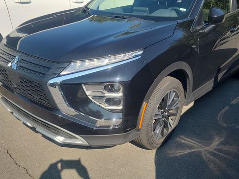 Used 2025 Mitsubishi Eclipse Cross AWD image 3