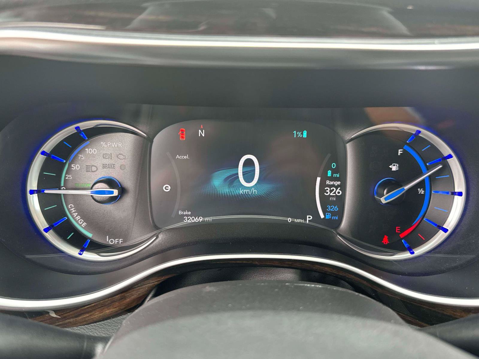 Used 2023 Chrysler Pacifica Pinnacle FWD image 24