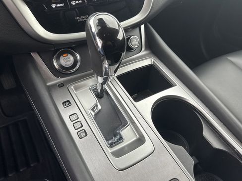 Used 2024 Nissan Murano SV w/ SV Midnight Edition Package FWD image 18