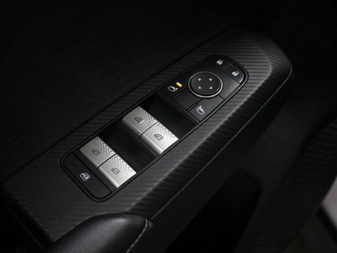 Used 2022 Mitsubishi Outlander SE image 20