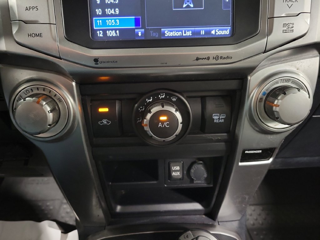 Used 2018 Toyota 4Runner SR5 w/ Wilderness Package AWD/4WD image 19