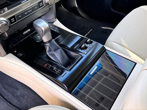 Used 2021 Lexus GX 460 Premium w/ Premium Package image 15