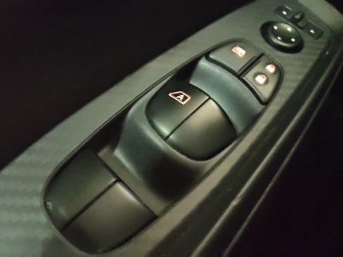 Used 2024 Nissan Sentra S FWD image 27