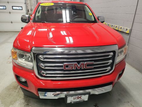 Used 2016 GMC Canyon SLT w/ Driver Alert Package image 6
