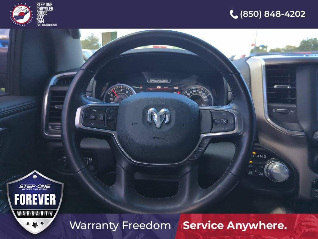 Used 2022 RAM 1500 Laramie AWD/4WD image 16
