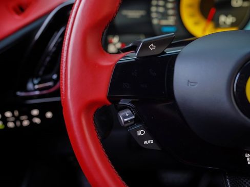 Used 2023 Ferrari Roma image 27