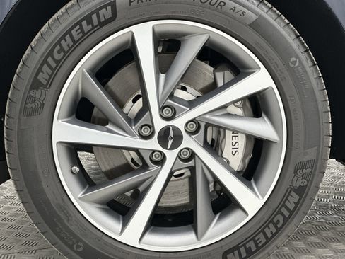 Certified 2026 Genesis GV80 3.5T Advanced AWD/4WD image 10