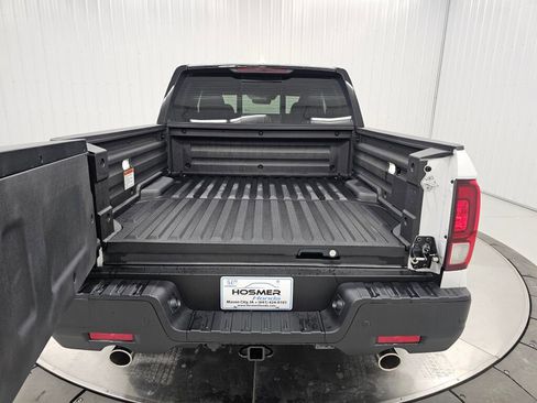 New 2026 Honda Ridgeline Black Edition image 6