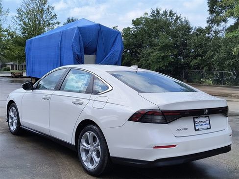 New 2025 Honda Accord LX image 3