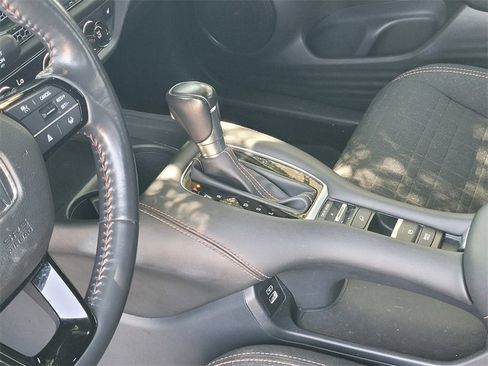 Used 2023 Honda HR-V Sport image 19