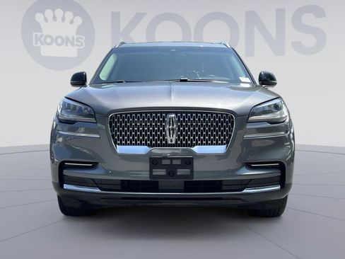 Used 2024 Lincoln Aviator Reserve AWD/4WD image 4