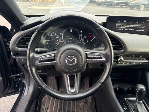 Used 2021 MAZDA MAZDA3 s image 13