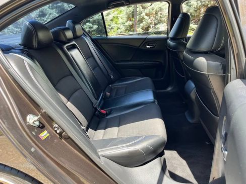 Used 2016 Honda Accord Sport image 36