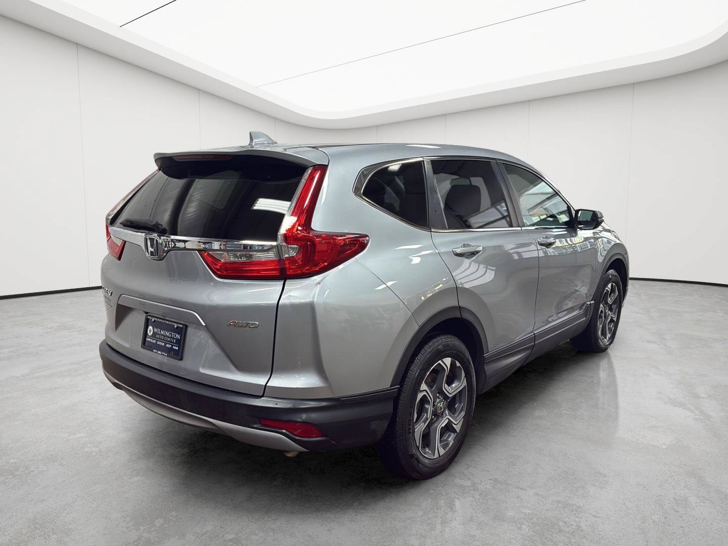 Used 2018 Honda CR-V EX image 3