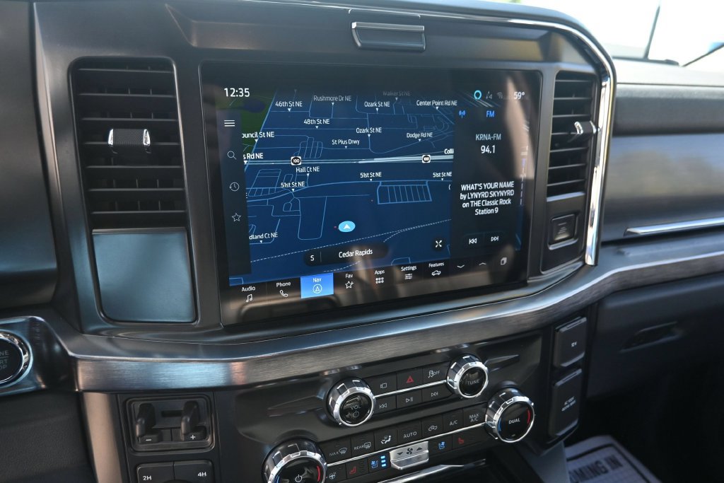 Used 2026 Ford F250 Lariat w/ Black Appearance Package AWD/4WD image 33