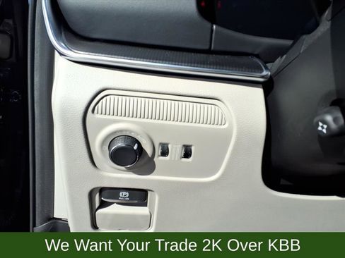 New 2026 Jeep Grand Wagoneer Summit image 16