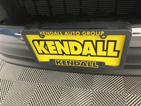 Certified 2025 Ford F450 Lariat w/ FX4 Off-Road Package image 37