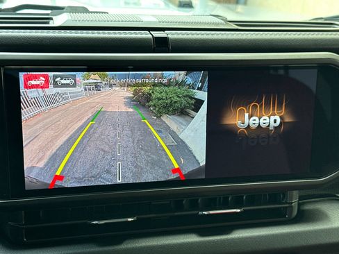 Used 2024 Jeep Wrangler Unlimited Rubicon 392 image 23