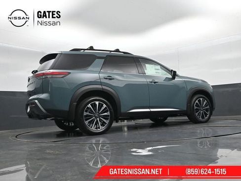 New 2026 Nissan Pathfinder Platinum AWD/4WD image 37