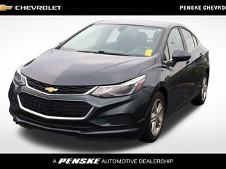 Used 2017 Chevrolet Cruze LT FWD video 1