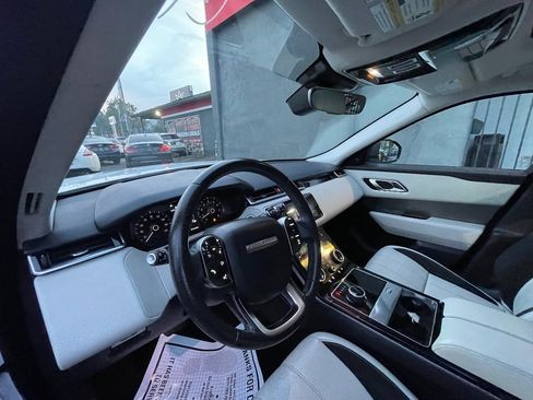 Used 2019 Land Rover Range Rover Velar S image 9