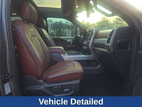 Used 2022 Ford F350 Platinum image 15