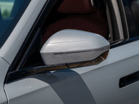 Used 2023 BMW 740i w/ Parking Assistance Package RWD image 72