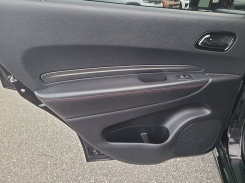 Used 2022 Dodge Durango R/T RWD image 13