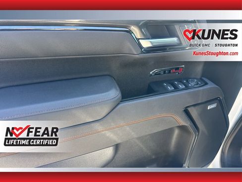 Used 2025 GMC Sierra 1500 AT4 w/ AT4 Premium Package image 21