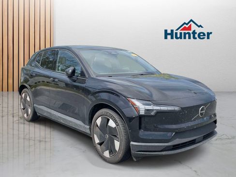 Used 2025 Volvo EX30 Ultra w/ Protection Package Premier AWD/4WD image 1